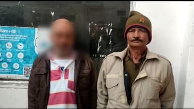 मेरठ: लिसाड़ी गेट पुलिस ने लख्खीपुरा अहमदनगर से दुष्कर्म और दहेज के आरोपी ससुर को किया गिरफ्तार