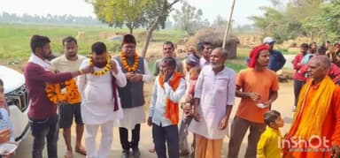 दुल्हिन बाज़ार: खड़मा गांव में हुआ जदयू नेता सह बिहार राज्य खाद्य आयोग के पूर्व सदस्य का भव्य  स्वागत