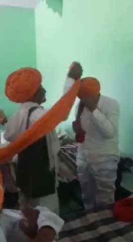 आज जिला धौलपुर में तहसील बाड़ी के गांव सिंगौरई में श्री धर्मसिंह ठेकेदार जी के लड़के  की शादी में शिरकत की इस दौरान मान-सम्मान के लिए सभी का ह्रदय की गहराइयों से बहुत-बहुत आभार धन्यवाद।