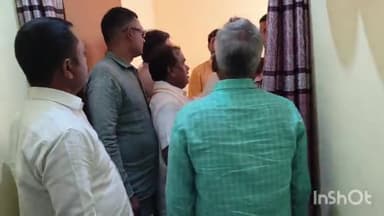 सासाराम: पंचायत सरकार भवन का सासाराम प्रखंड विकास पदाधिकारी ने किया निरीक्षण