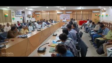 हमीरपुर: जिलाधिकारी की अध्यक्षता में हमीरपुर में जिला स्वास्थ्य समिति की बैठक हुई संपन्न, दिए गए आवश्यक दिशा-निर्देश