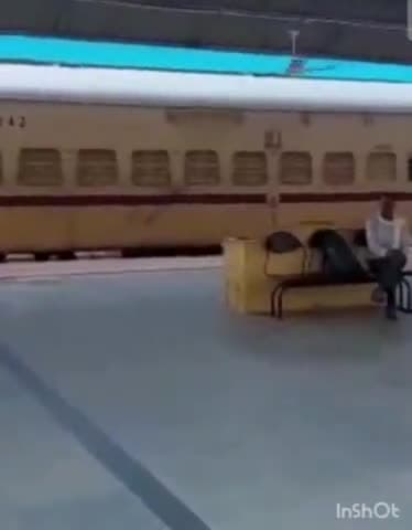 जैसलमेर: लीलन एक्सप्रेस अब कनकपुरा स्टेशन पर भी रुकेगी, रेल की सुविधा के लिए 6 महीने तक जैसलमेर जयपुर ट्रेन का होगा ठहराव