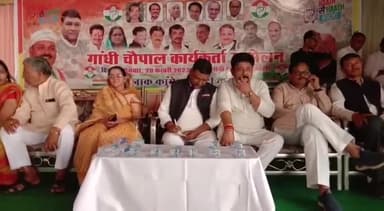 नरसिंहपुर: करेली पुराना गल्ला मंडी में कांग्रेस ने किया हाथ से हाथ जोड़ो अभियान एवं कार्यकर्ता सम्मेलन का आयोजन