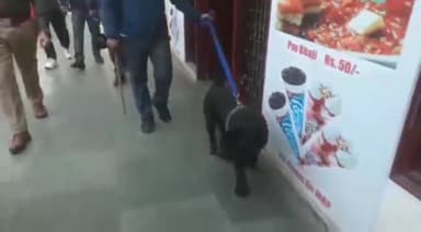 हरिद्वार: रेलवे स्टेशन पर सुरक्षा की दृष्टि से बम निरोधक दस्ता के द्वारा चलाया गया सघन चेकिंग अभियान