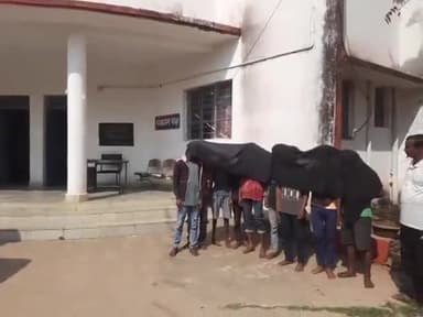 सिमडेगा: प्रतिबंधित पशु वध मामले में कोलेबिरा पुलिस ने 10 लोगों को किया गिरफ्तार, भेजा सिमडेगा मंडलकारा