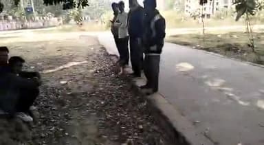 लखीमपुर: ससुराल जा रहे बाइक सवार शख्स को गुलरिया गांव के पास अज्ञात वाहन ने मारी टक्कर, मौके पर हुई दर्दनाक मौत