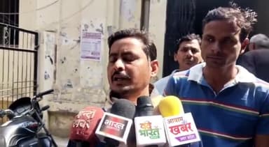 प्रतापगढ़: आसपुर देवसरा के सपहा गांव के लोगों ने प्रधानमंत्री आवास योजना में लगाया धांधली का आरोप, डीएम ऑफिस पहुंचकर किया प्रदर्शन