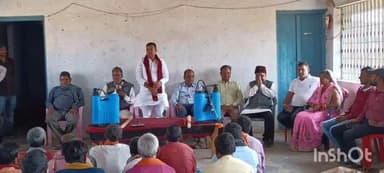 दुल्हिन बाज़ार: भारतीय कृषि अनुसंधान केंद्र की ओर से दुल्हिन बाजार में किसानों के बीच कृषि उपकरणों का किया गया वितरण