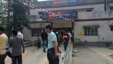 कांके: जगरनाथपुर थाना क्षेत्र स्थित हेसाग में कई लोगों ने एक घर पर किया हमला, महिलाओं से की बदसलूकी