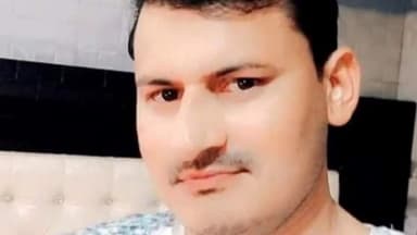 रूड़की: रूड़की पटाखा अग्निकांड में मृतक बडेढ़ी के दोनो युवकों को देर रात गमगीन माहौल में किया गया सुपुर्द ए खाक