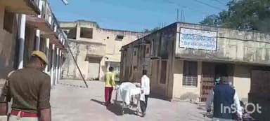 धौलपुर: गिर्राज कॉलोनी में संदिग्ध परिस्थितियों में फांसी के फंदे पर लटका मिला शव पुलिस कर रही मामले की जांच पड़ताल
