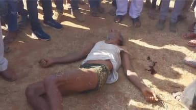 देवसर: ग्राम पंचायत उर्ती के झुमरिया टोला में एक 42 वर्षीय अधेड़ की गला काटकर हुई निर्मम हत्या,जांच में जुटी पुलिस