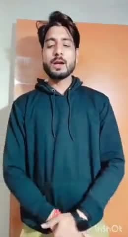 उरई: गल्ला मंडी में महायज्ञ के दौरान झूला संचालक के साथ मारपीट के मामले में युवक ने वीडियो जारी कर SP से लगाई न्याय की गुहार