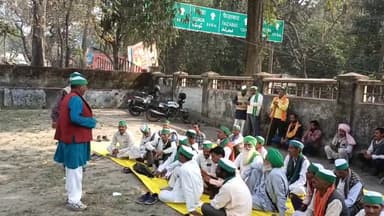 बहराइच: धरना स्थल पर भाकियू के पदाधिकारियों ने किसानों की समस्याओं को लेकर 14 सूत्री मांगों का ज्ञापन नगर मजिस्ट्रेट को सौंपा