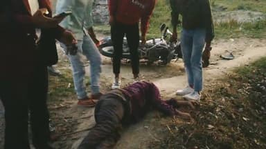 महमूदाबाद: मछली मंडी के पास अज्ञात वाहन ने मोटरसाइकिल को मारी टक्कर, एक व्यक्ति हुआ घायल