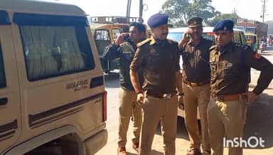 एटा: कोतवाली नगर के एक मोहल्ले में महिला को घर में अकेला देख घुसा आरोपी दुष्कर्म की कोशिश पति ने कराई आरोपी के खिलाफ रिपोर्ट