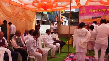 ग्राम पंचायत #कोसमी वार्ड नंबर 15 में #विशाल_भिक्खु_संघ_दान समारोह #कार्यक्रम में शामिल हुआ