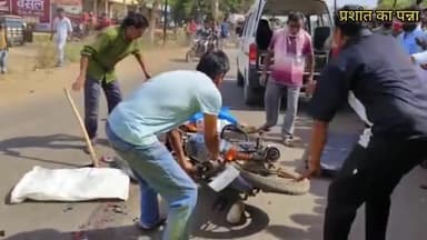 कुरवाई: कुरवाई में नाके के पास ट्रक और बाइक के बीच हुआ भीषण एक्सीडेंट, बाइक चालक की घटनास्थल पर ही मौत, ट्रक जब्त; चालक हुआ फरार