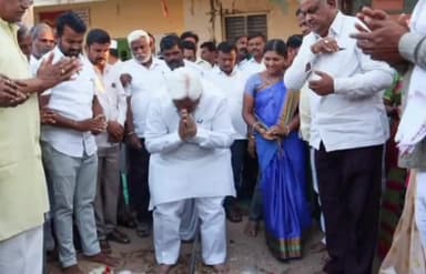 ಗದಗ: ಮಲ್ಲಸಮುದ್ರ ಗ್ರಾಮದಲ್ಲಿ ವಿವಿಧ ಕಾಮಗಾರಿಗಳಿಗೆ ಶಾಸಕರಿಂದ ಭೂಮಿಪೂಜೆ