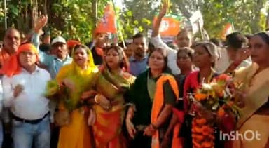 मोर आवास,मोर अधिकार कार्यक्रम के तहत भाजपा कार्यकर्ताओं ने बिलाईगढ़ में विधायक एवं एसडीएम कार्यालय का किया घेराव