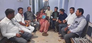 दुल्हिन बाज़ार: पार्टी विस्तार व मजबूती को लेकर दुल्हिन बाजार में भाजपा कार्यकर्ताओं ने की बैठक