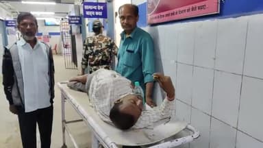 अररिया: सिविल कोर्ट के पास सड़क पार करने के दौरान बाइक सवार को ट्रैक्टर ने टक्कर मारकर किया घायल, सदर अस्पताल में भर्ती