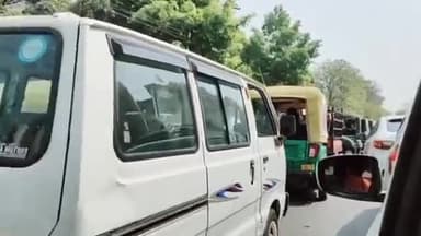 कांके: जिले में 15 वर्ष से ज्यादा पुराने अनफिट वाहनों को हटाया जाएगा, डीसी ने जिला परिवहन अधिकारी को दिए निर्देश