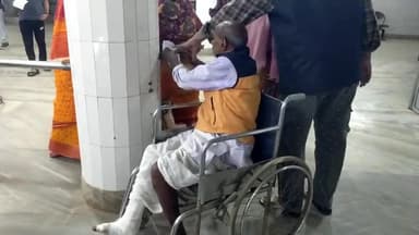 गोड्डा: तिलक समारोह में जा रहे मामा भांजा फट्टा के समीप सड़क दुर्घटना में हुए घायल, पोड़ैयाहाट सीएचसी से सदर अस्पताल किया गया रेफर