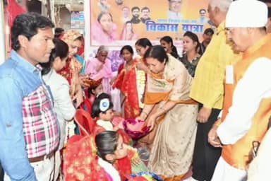 सागर नगर: गोपालगंज वृंदावन और सिविल लाइन वार्ड पहुंची विकास यात्रा,विकास कार्यों का हुआ भूमिपूजन