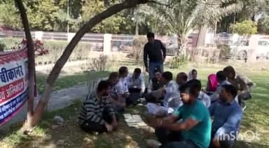 बीकानेर: सीईडी परिसर में मंत्रालयिक कर्मचारियों ने मुख्यमंत्री को लिखे पोस्टकार्ड, विभिन्न मांगों के निस्तारण की लगाई गुहार