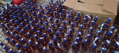 महुआ: शेरपुर मानिकपुर पंचायत से शराब बरामदगी मामले में पुलिस ने 2 शराब कारोबारियों को किया गिरफ्तार