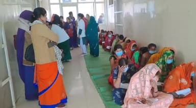 खुरई: सिविल अस्पताल खुरई में 15 महिलाओं के किए गए नसबंदी के ऑपरेशन, सागर से आई डॉक्टरों की विशेष टीम ने किए ऑपरेशन