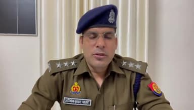 हसनपुर: नगर के मोहल्ला कोट पूर्वी में बर्फ कारखाने में गैस रिसाव के मामले में सीओ अभिषेक यादव ने दी जानकारी