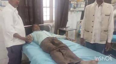 एटा: हरिसिंहपुर में काम करने के दौरान राजमिस्त्री को लगा करंट, मेडिकल कॉलेज में कराया गया भर्ती