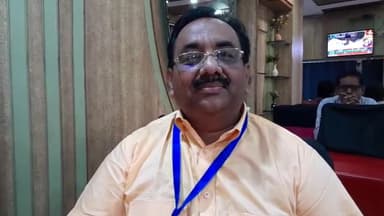 बेगूसराय: जिला खाद्य सुरक्षा पदाधिकारी ने 3 मिठाई की दुकानों में की छापेमारी, दिए आवश्यक निर्देश