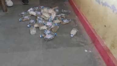 कटेया: करकटहां खाड़ नहर त्रिमुहानी के समीप से पुलिस ने साइकिल सवार को किया गिरफ्तार, झोले से 17 बोतल देशी शराब हुआ बरामद