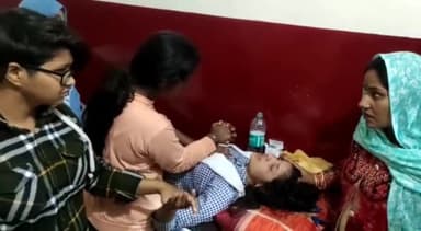 हसनपुर: रहरा अड्डे पर स्थित बर्फ फैक्ट्री में गैस रिसाव से बेहोश हुई छात्रा की हालत दोबारा बिगड़ी, अस्पताल में भर्ती