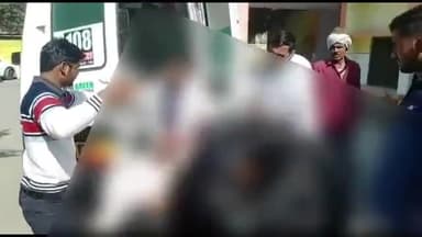 धनौरा: झनकपुरी के पास अनियंत्रित बाइक से गिरा युवक, अस्पताल में भर्ती