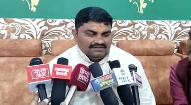 हसनपुर: रहरा कस्बे में आंगनबाड़ी को पोषक आहार गोदाम पर पैसे उगाही के वायरल वीडियो मामले में ब्लाक प्रमुख द्वारा दी गई बाइट