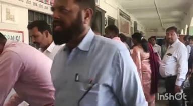 अंबिकापुर: हाई स्कूल एवं हायर सेकेंडरी बोर्ड परीक्षा के लिए गोपनीय सामग्री का मल्टीपरपज स्कूल में हुआ वितरण