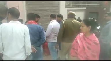 अलवर: साहब जोड़ा के निकट 65 साल की बुजुर्ग काकड़ा  अंगूठी ले गए बुजुर्ग का रो रो कर बुरा हाल दिनदहाड़े लाटरी का झांसा देकरलूट