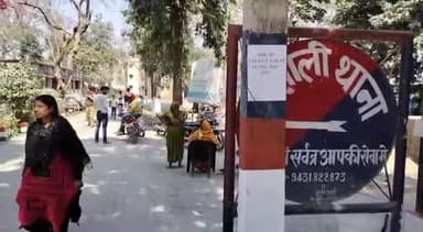 वैशाली: झपट्टा मार गिरोह द्वारा महिला से मंसूरपुर के समीप लूटे गए मोबाइल को वैशाली पुलिस ने किया बरामद