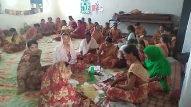 रहटगांव: LNP शाला परिसर में NEG फायर संस्था के द्वारा आंगनवाड़ी कार्यकर्ताओं को दिया जा रहा 3 दिवसीय प्रशिक्षण