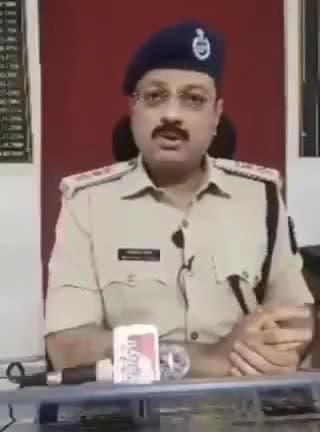 केंद्रीय गृहमंत्री अमीत शाह का कमाल! 155260 डायल करने से क्या होता है इसकी एक झलक.ये क्लीप अवश्य देंखे.और अपने सभी रिश्तेदार दोस्त.जान पहचान वालें.और सभी ग्रुपों को भेजे ताकी समय पर मदद मिल सकें.धन्यवाद🙏🏻