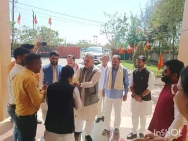 सागर नगर: भाजपा क्षेत्रीय संगठन महामंत्री अजय जामवाल पहुंचे भाजपा जिला कार्यालय, पदाधिकारियों की ली बैठक