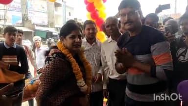 दौसा: गांधी तिराहे पर केसर रजवाड़ी कैफे का सभापति ममता चौधरी ने किया उद्घाटन