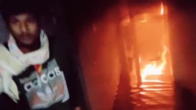 कांके: रातू रोड लाह कोठी में बद्री भवन के सामने एक दुकान में लगी आग