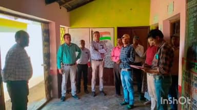 डीएमसी ने बस्तर ब्लॉक के स्कूलों का किया निरीक्षण