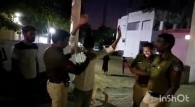 सागर नगर: गोपालगंज थाने के सामने पुलिस ने की सघन चेकिंग, राहगीर सहित बाइक चालकों की ली गई तलाशी