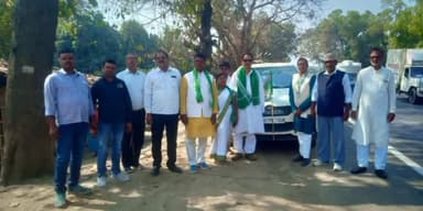 मुंगेर: राजद जिलाध्यक्ष देवकीनंदन सिंह के नेतृत्व में मुंगेर राजद कार्यकर्ता पूर्णिया की रैली में शामिल होने के लिए हुए रवाना